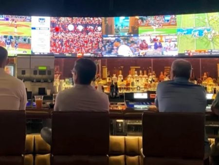 Tennessee Sports Betting Bill Update: June 2026 — Governor Signs Sweepstakes Ban and Prediction Market Felony as Kalshi Fight Heads to Appeals Court